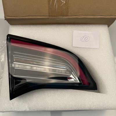 100% de adaptação para o Tesla Model 3 Lâmpada traseira esquerda Lâmpada do travão OE 1077401-00-F