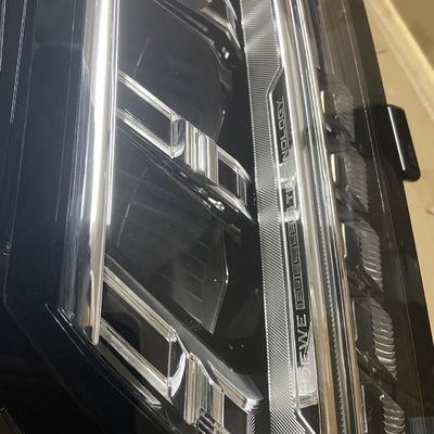 ROEWE SAIC Farol esquerdo de instalação de automóveis para 2018 High Config Spring OE No. 10558959
