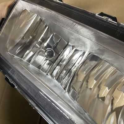 Lâmpada de nevoeiro esquerda para ROEWE RX5 OE 10258351 para satisfazer os requisitos do cliente