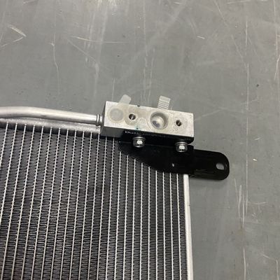 MAXUS T60 T70 C00099664 Radiador OE para venda por atacado Filtro de carros de refrigeração MAXUS SAIC MOTOR