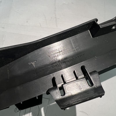 8*102*14 cm Grelha de plástico para Tesla Model 3 Para-choque dianteiro 1085927-00-C Material superior