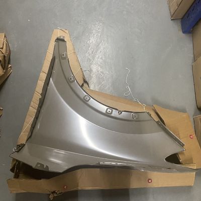 MG ZS Painel do guarda-roupa dianteiro direito do carro 10292951-SEPP 10292956-SEPP Peças sobressalentes para automóveis