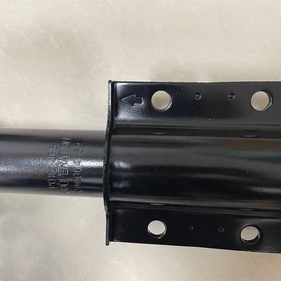 Montagem da suspensão do absorvedor de choque dianteiro para a posição dianteira do LDV Maxus V80