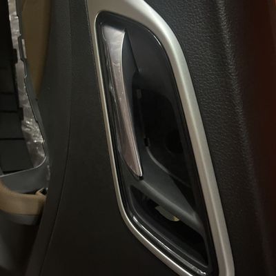 10457812-ASI 10457813-ASI 10457814-ASI 10457815-ASI Montagem de painéis de guarnição de portas para MG ZS
