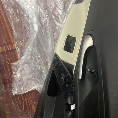 Montagem do painel de guarnição da porta traseira OE para o produto MG GS 10103252-ESC de melhor classificação