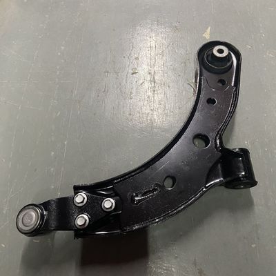 OE 10228100 10228200 Braço de comando anterior inferior para MG ZS Direito e esquerdo
